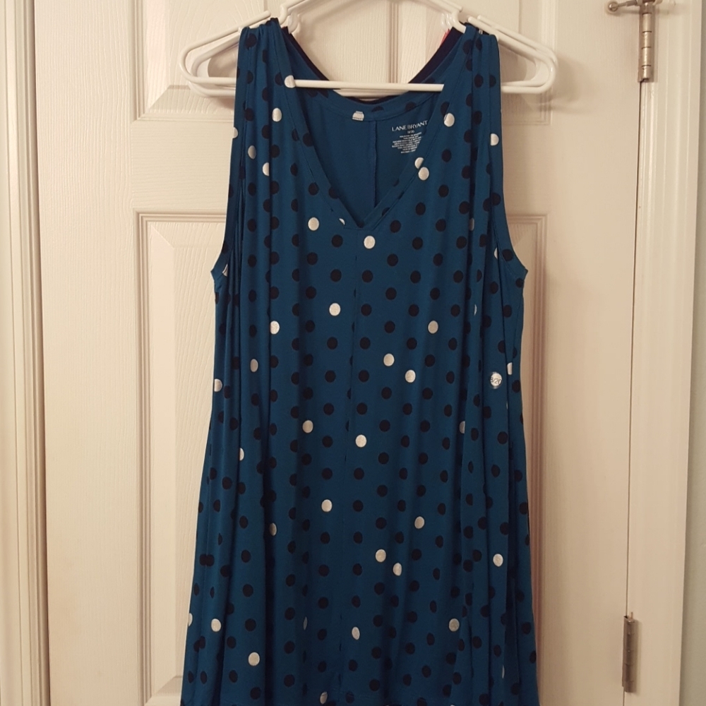 *LAST CHANCE* Set of 4 Lane Bryant V-Neck Swing Tanks